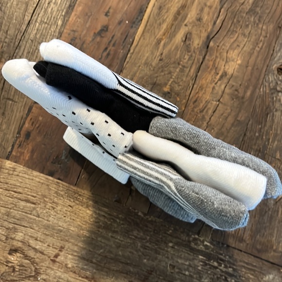 NWT. Amazon Basics Ankle Socks - Picture 5 of 6